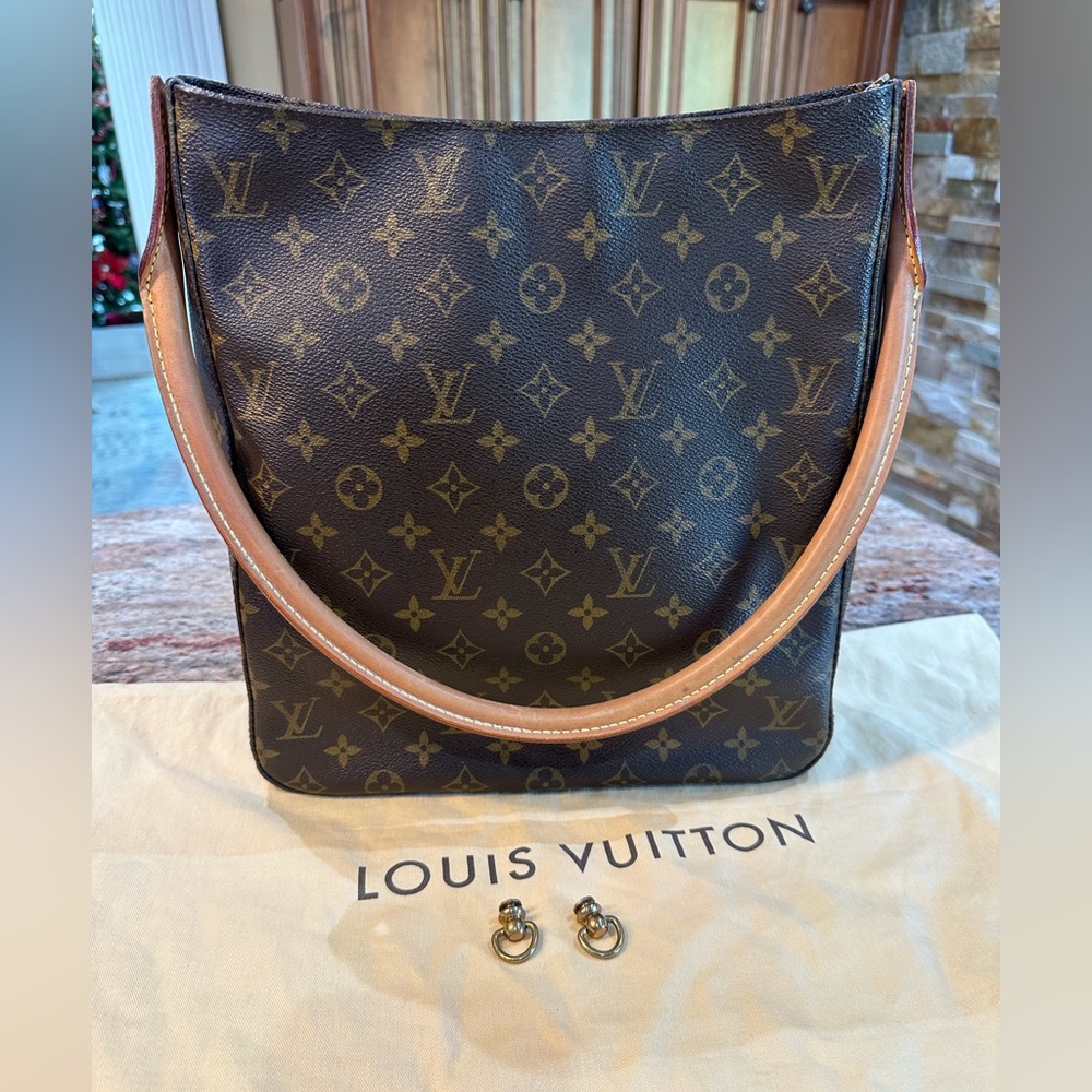 Louis Vuitton Looping GM